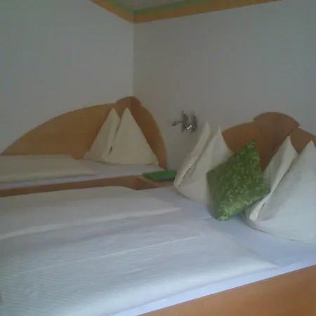 Pension Siegelbrunn B&B 3*