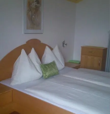 Pension Siegelbrunn B&B 3*